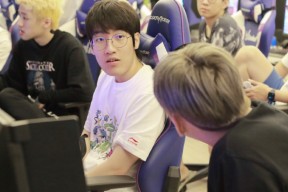 爱游戏体育-关于JackeyLove回归赛场，战术调整首场状态亮眼，日本队观众沸腾！的信息