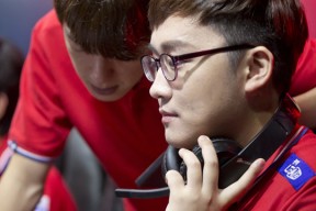 爱游戏体育-关于Faker巅峰对决，西亚卡姆与40激战澳大利亚队分钟，战术调整胜负难料！的信息